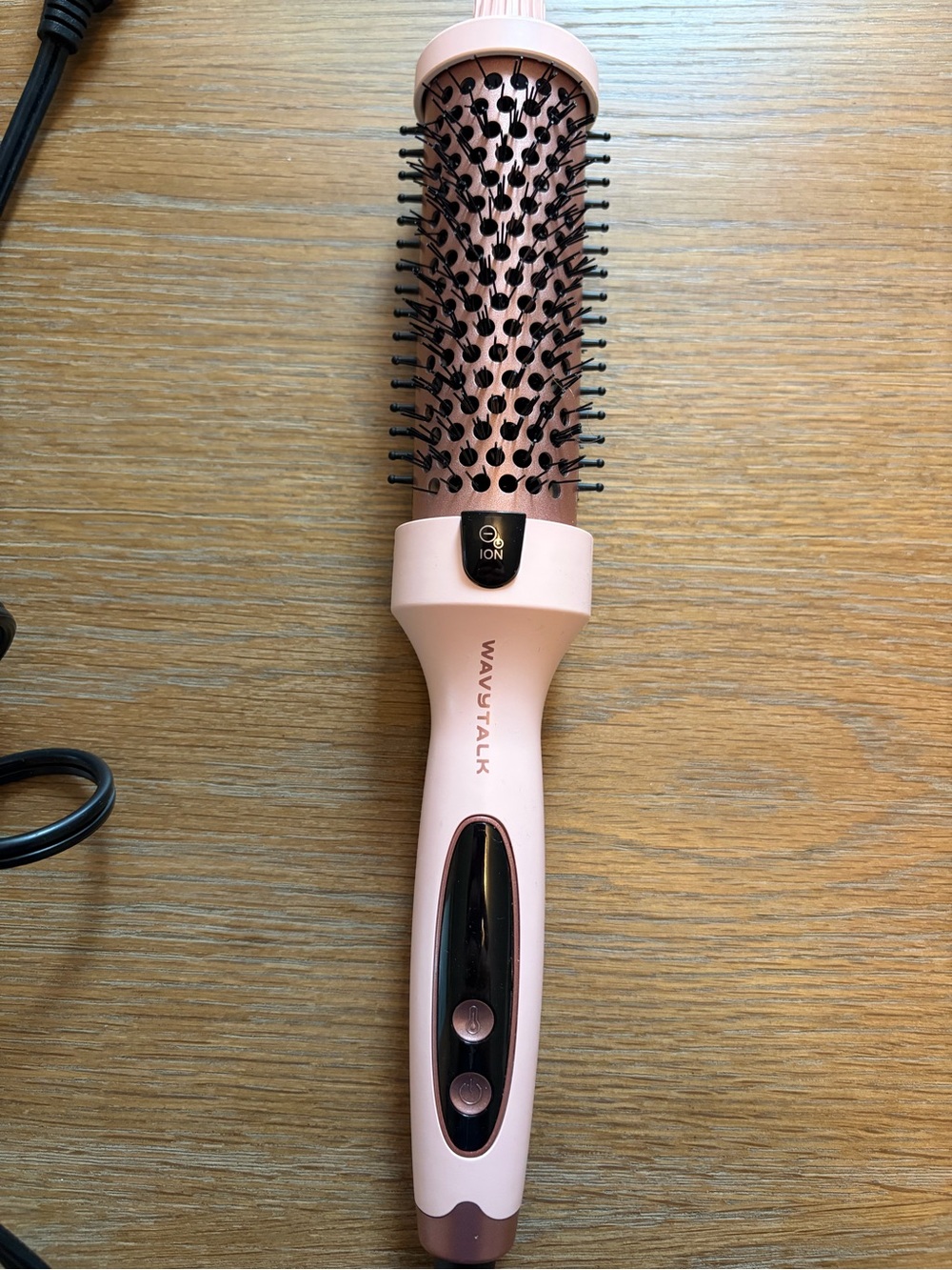 WAVYTALK Pink Ionic Round Hot Air Brush for Women( never used)
